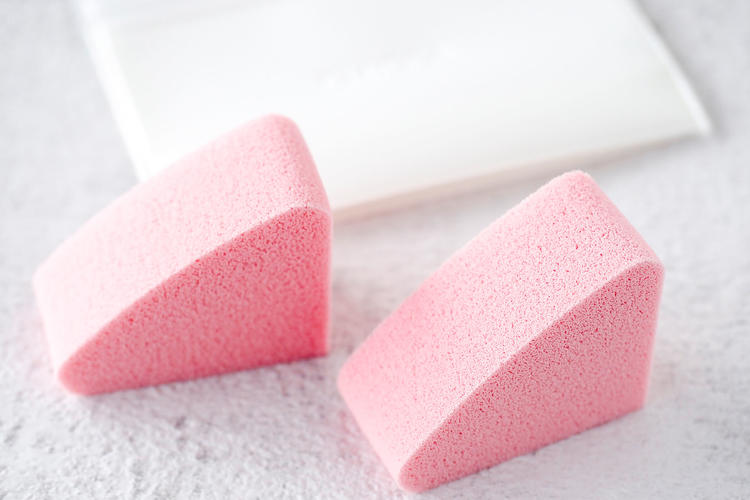 彩妆夏季限定腮红色号搭配图片,小长假美妆出行