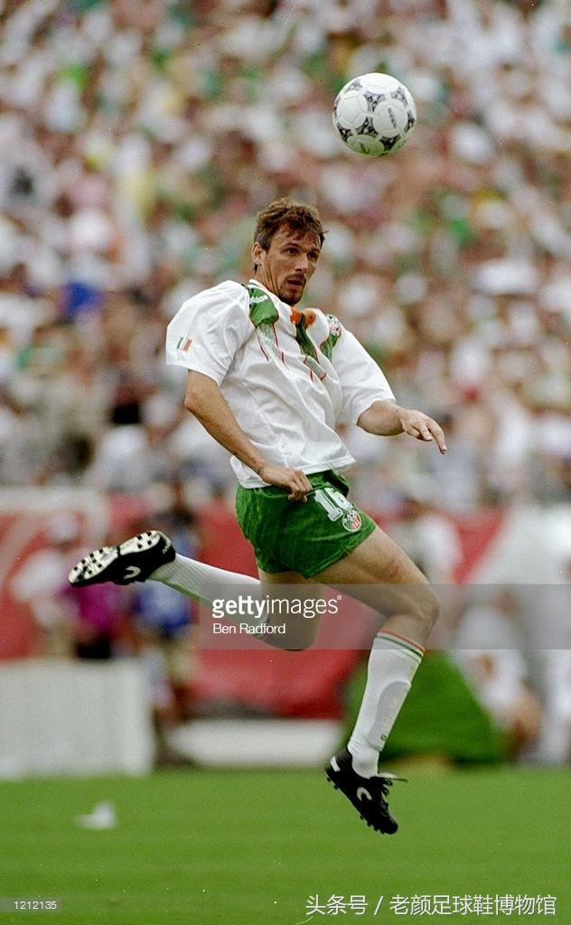 1994世界杯足球鞋回顾视频,2010世界杯足球鞋款式