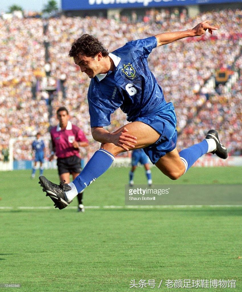 1970年世界杯足球鞋,2006世界杯猎鹰足球鞋