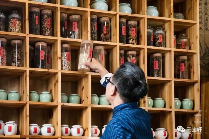 香道师和制香师区别,行香师和香道师有什么区别