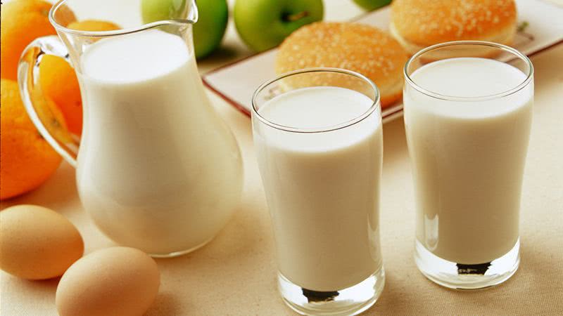 什么食物回奶哺乳期不能吃,哺乳期蛋白质高哪些食物不能吃