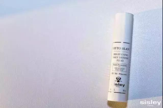 什么牌子防晒隔离适合敏感肌,敏感肌怎么选防晒不假白