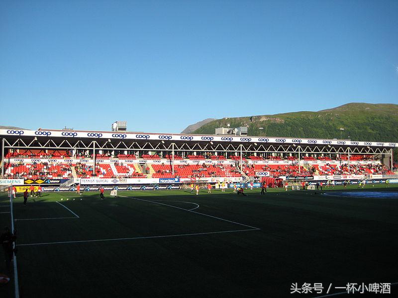 挪威绝美足球场,挪威诺夫顿岛球场