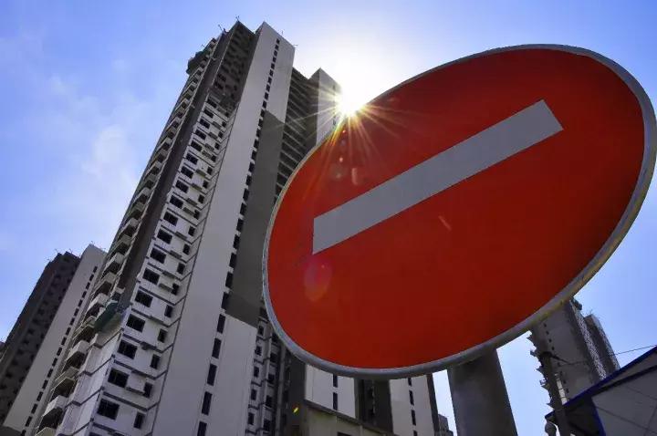 楼市爆雷最新消息,楼市突然响春雷
