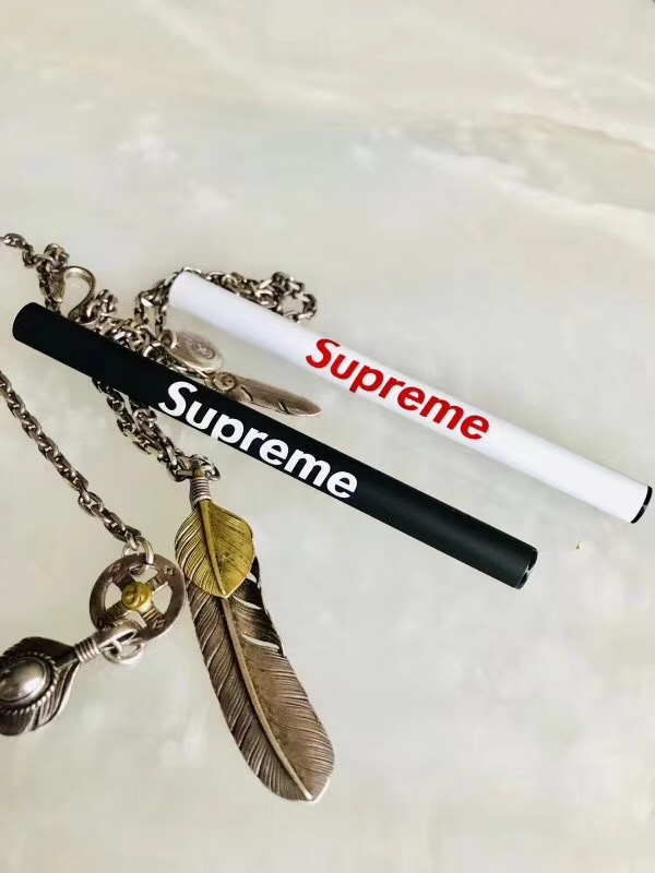 蒸汽火车头怎么能少了Supreme？跨界大王进军*子烟电**界
