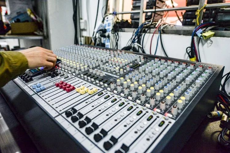 人民剧场二人转大舞台票价,人民艺术剧场