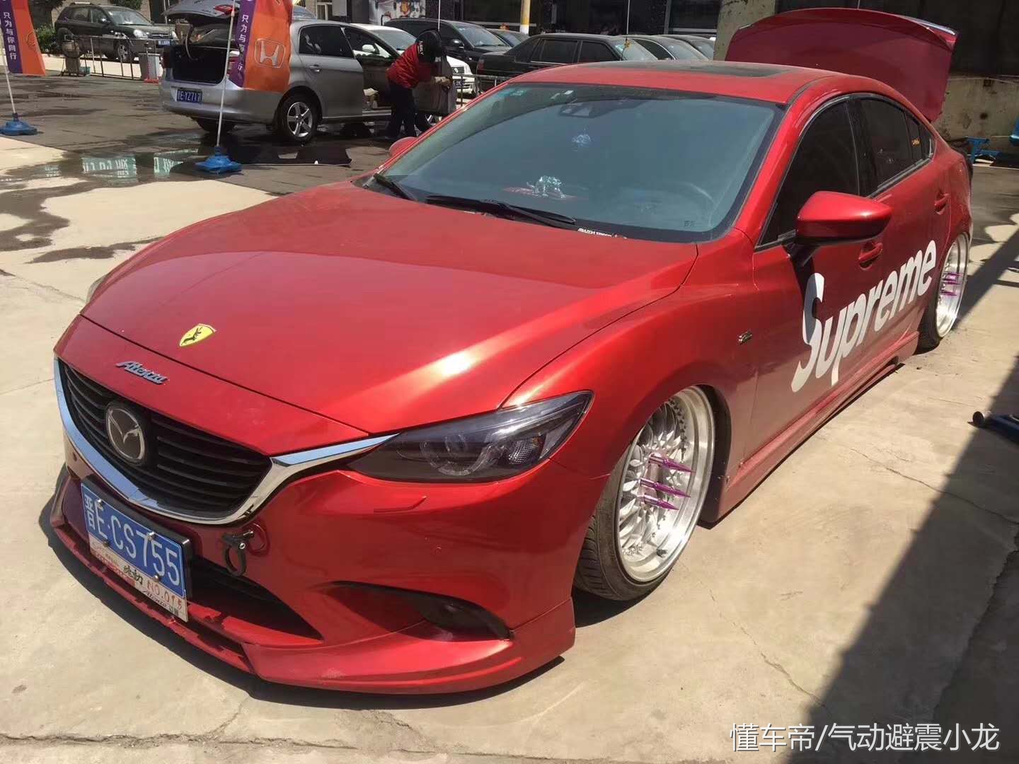 乖乖马自达6阿特兹改装气动避震低趴姿态太漂亮了