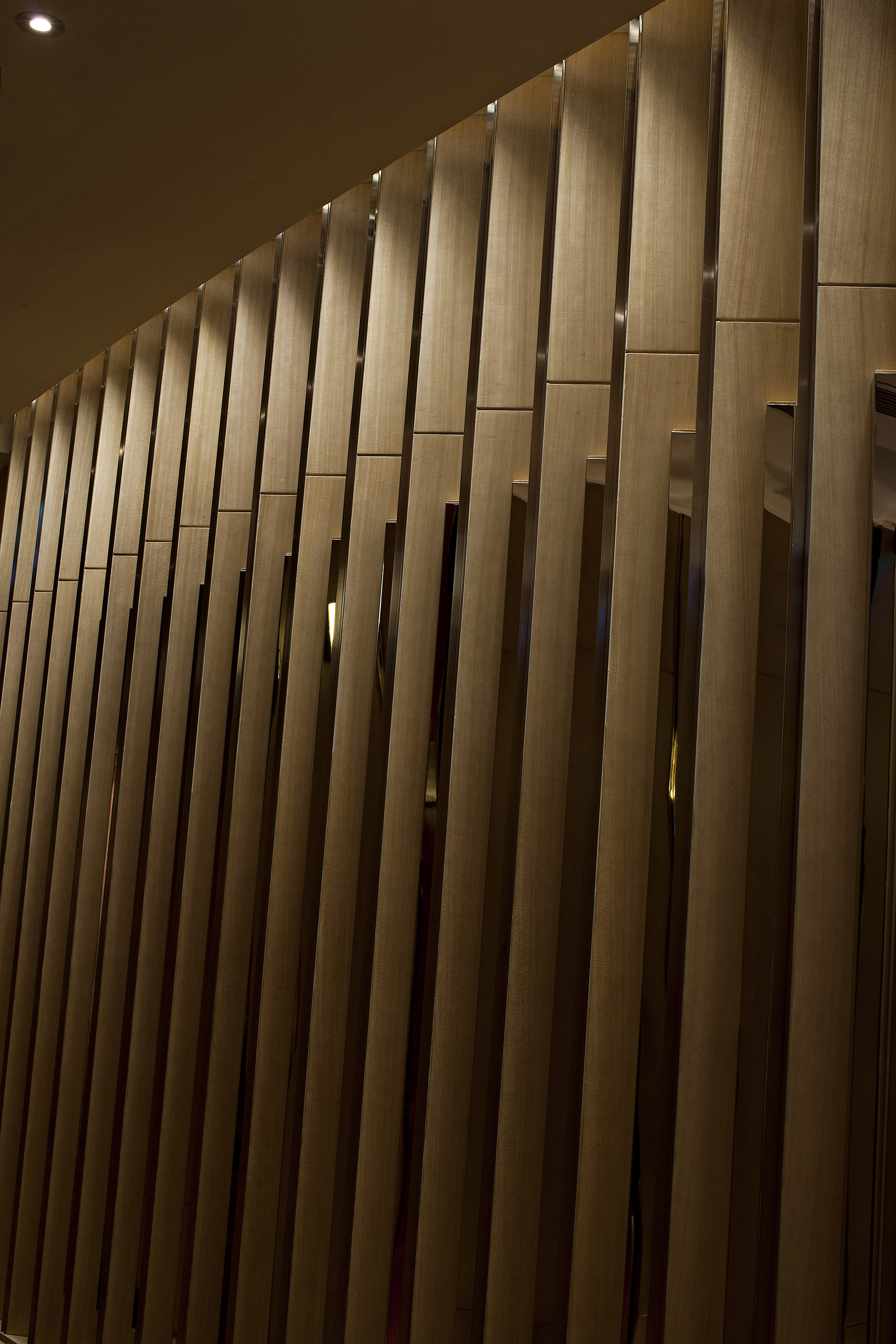 婢抽棬鍚夋簮姘寸枟,婢抽棬澹瑰彿姘寸枟