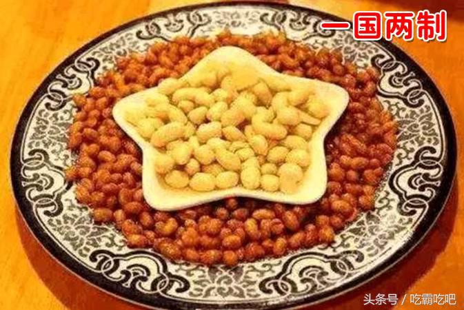 熊猫吃东西搞笑名场面,中国十大搞笑菜名