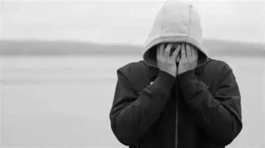 心痛!纽约大学26岁华裔学生自杀身亡!