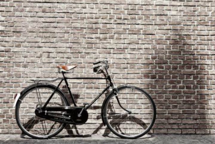 当年风靡中国的凤凰牌自行车，如今成非洲人的宝贝，家家都有一辆