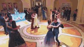 张钧甯被鱼尾裙坑了?她身上这条美上热搜的礼服裙被质疑是山寨的