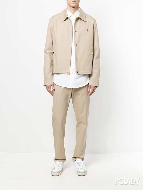 现在这个季节男生怎么穿才很时尚,现在的男生怎么穿才能潮