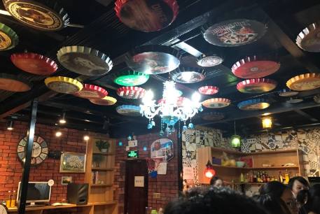 武汉适合50人聚会的轰趴馆,武汉火迷地带轰趴馆