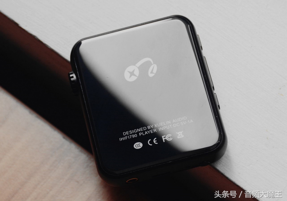 外观两面玲珑,售价599的学林IHIFI790拥有小巧鬼才之身