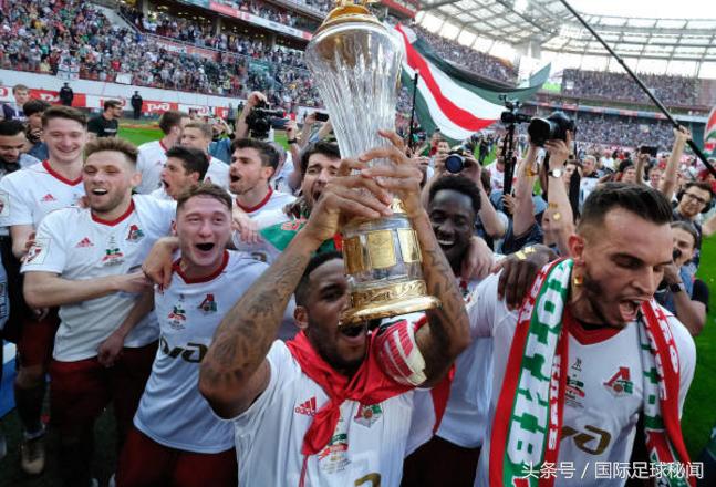 c罗这个赛季踢了多少脚射门,c罗职业生涯十大遗憾射门