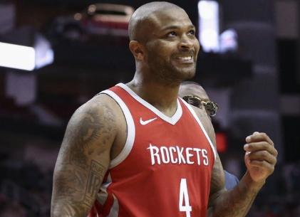 多名球员为火箭不公判罚发声,火箭恶意犯规