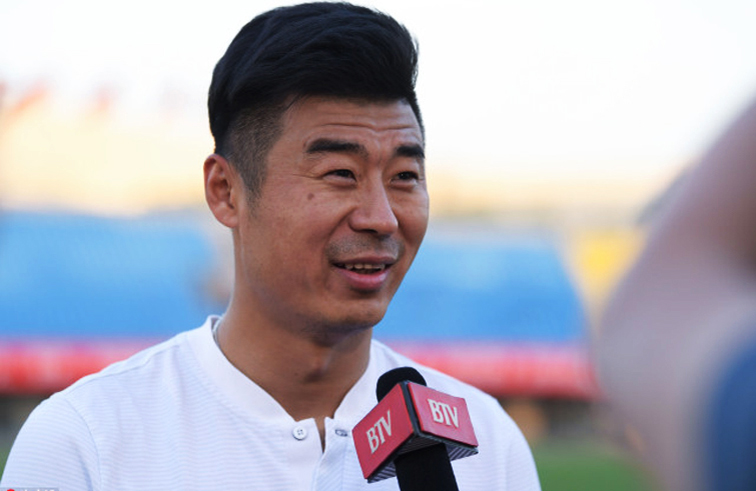 鲁媒“热脸贴到冷屁股”？鲁能旧将为未谢场致歉，双方大写尴尬！