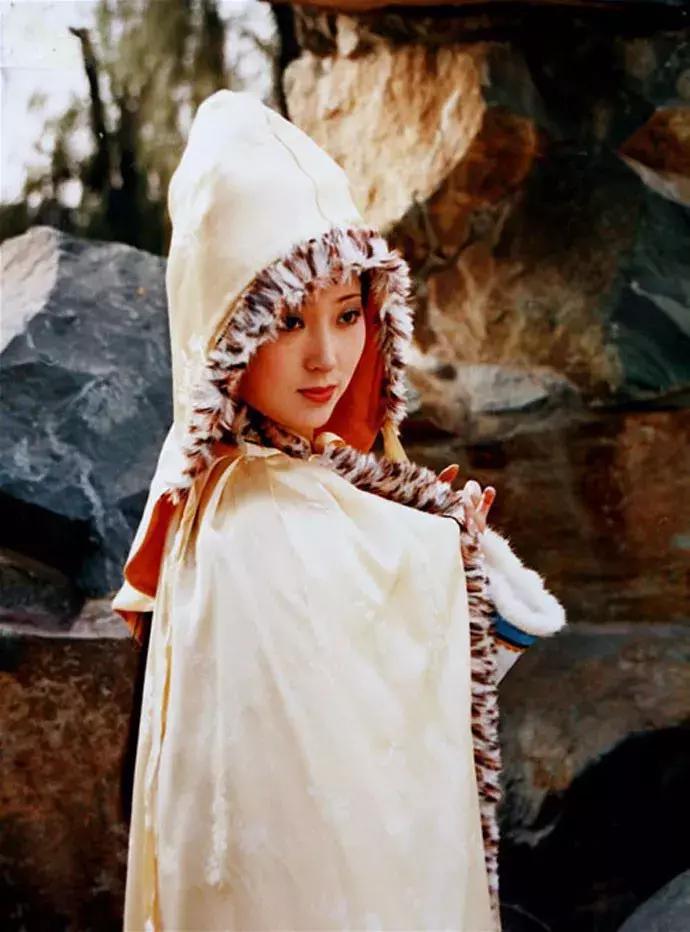 林黛玉才华横溢的句子,林黛玉的名篇