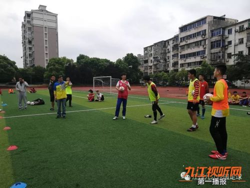 江西省校园足球夏令营直播,全国青少年校园足球夏令营二级证