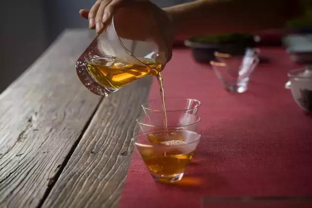 作为口粮茶哪款金骏眉好喝,金骏眉茶毫越多茶越高档吗