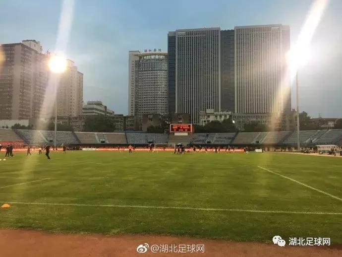 卓尔主场新华路,新华路体育场武汉卓尔