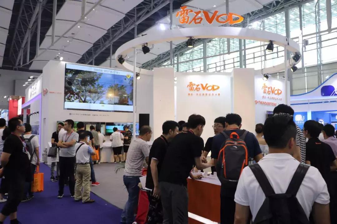 广展娱乐KTV参展商各出奇招多款新品让人目不暇给—阜新声艺视听