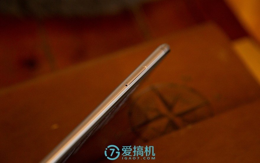 苏宁定制机，红米最好自拍手机红米S2真机上手体验