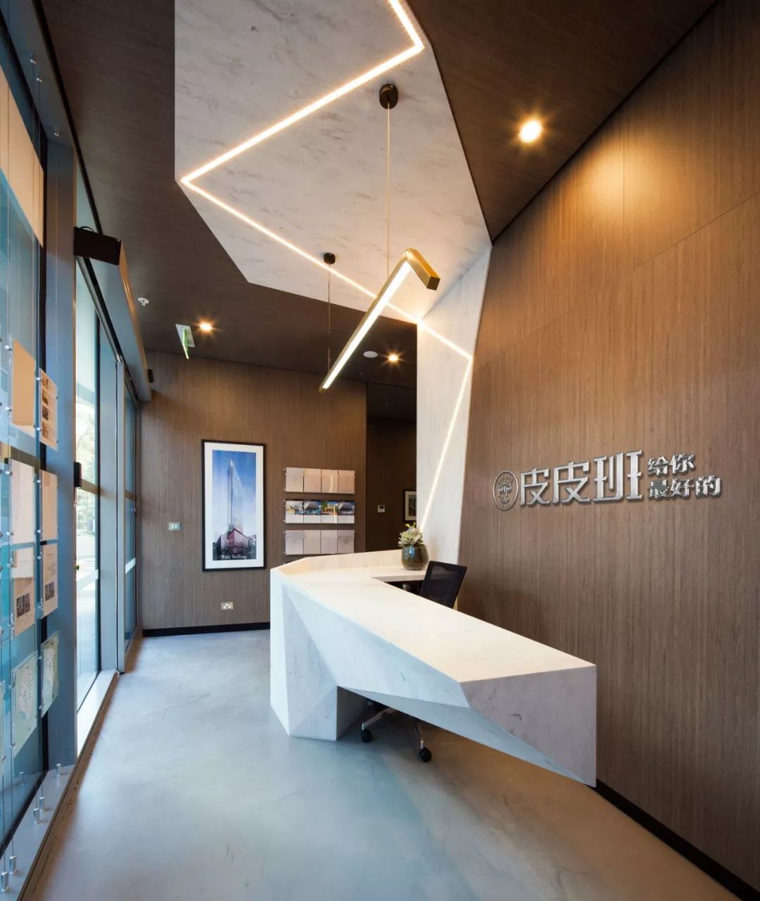 闺蜜以为我的包很贵,闺蜜以为你的包要几万块