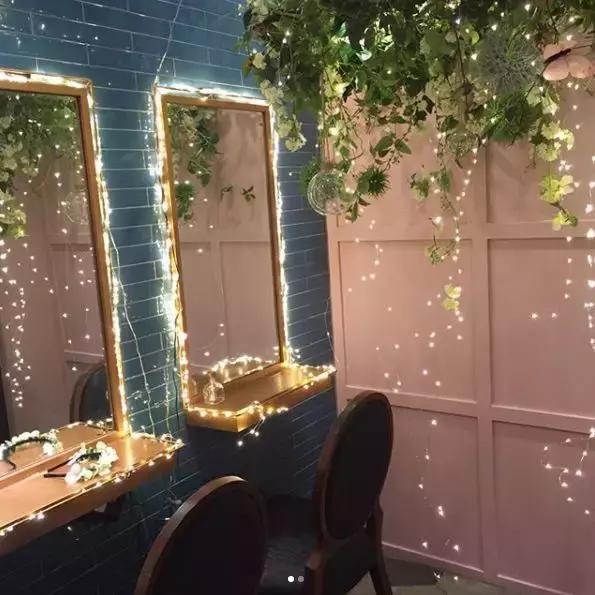 为喜欢自拍的小仙女打造的咖啡店！据说90%的韩国妹子都去打过卡