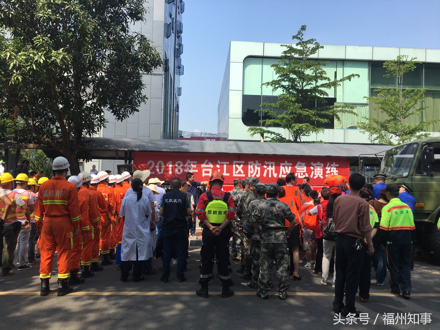 上海黄浦江防汛应急演练,上海防汛抢险通道