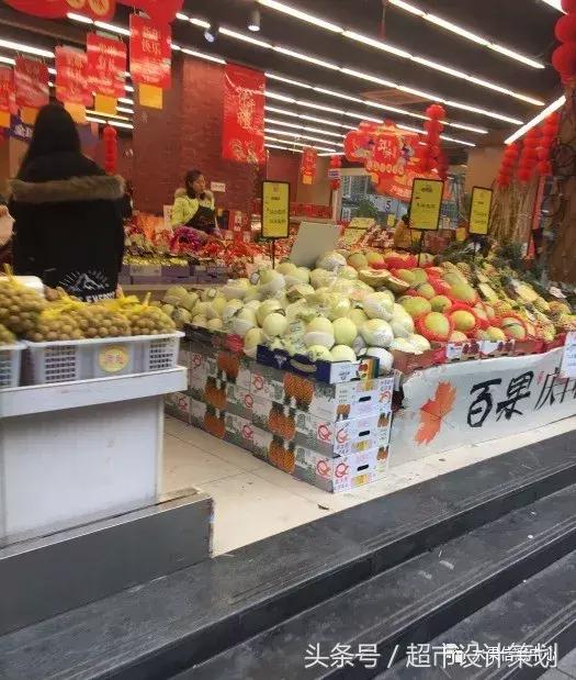 水果店水果陈列摆放销售技巧,20方长方形水果店铺陈列设计