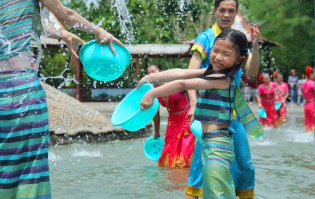 探秘神秘的小镇,探秘边境风景