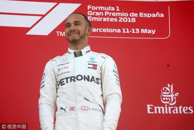 f1西班牙站发车,f1西班牙站汉密尔顿和谁撞车