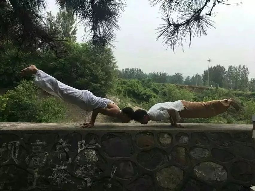 瑜伽教练培训哪家比较好,有哪些好的瑜伽教练培训学校