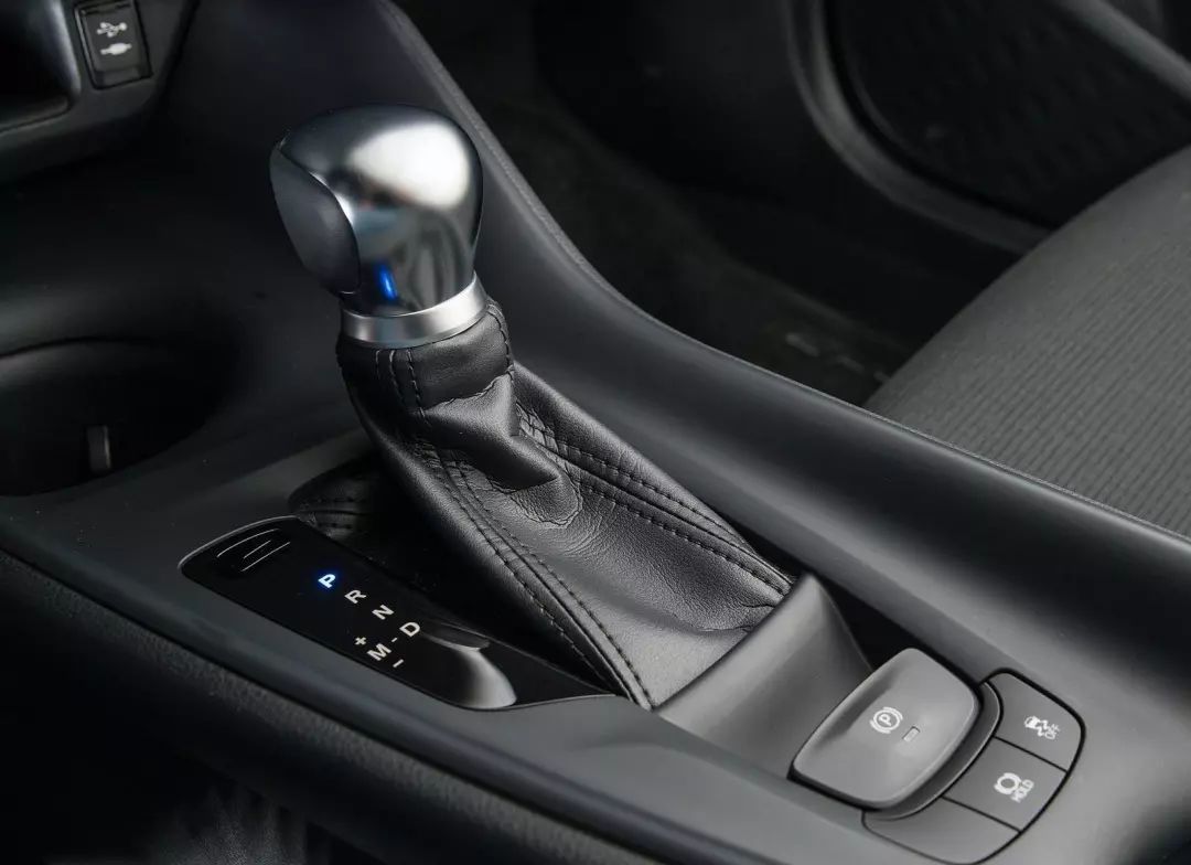 定义新风尚，最具年轻心，丰田SUV双子星“重塑时代潮流”