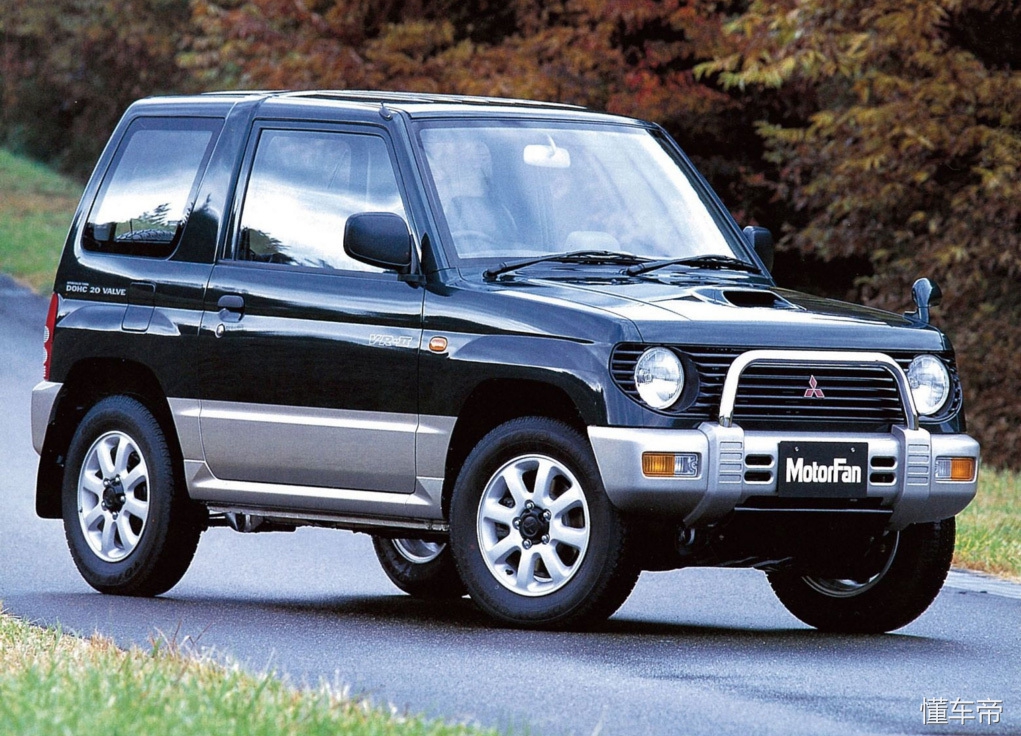 吉姆尼和帕杰罗mini,最新款帕杰罗mini