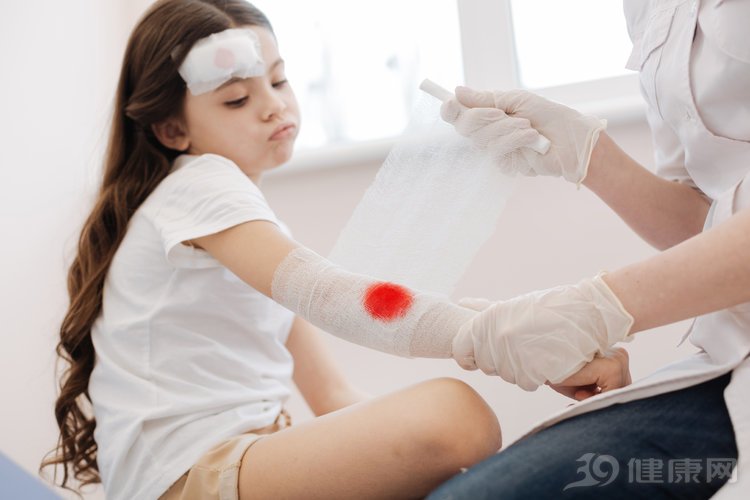 蝴蝶宝宝罕见病特效药,得了蝴蝶宝贝病的人能活多久