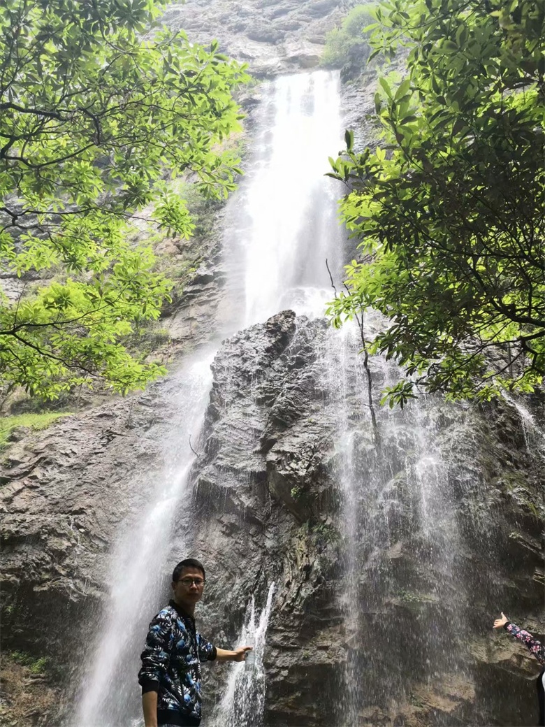 香港人组团游张家界,姐妹相约张家界三日游
