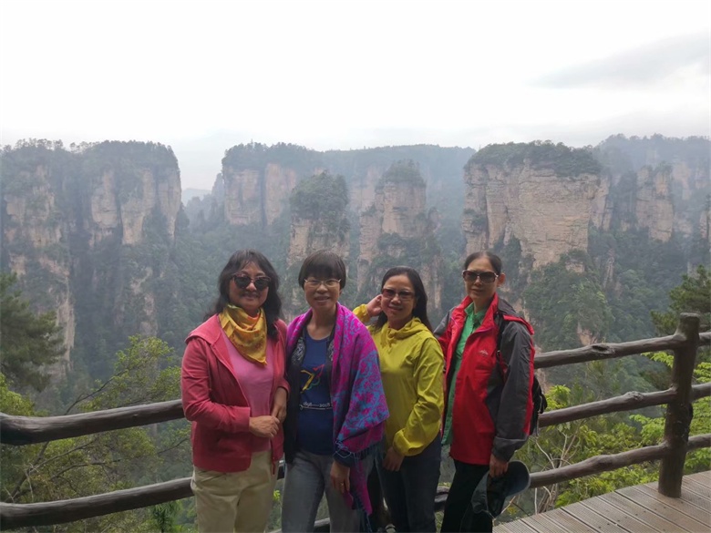 香港人组团游张家界,姐妹相约张家界三日游