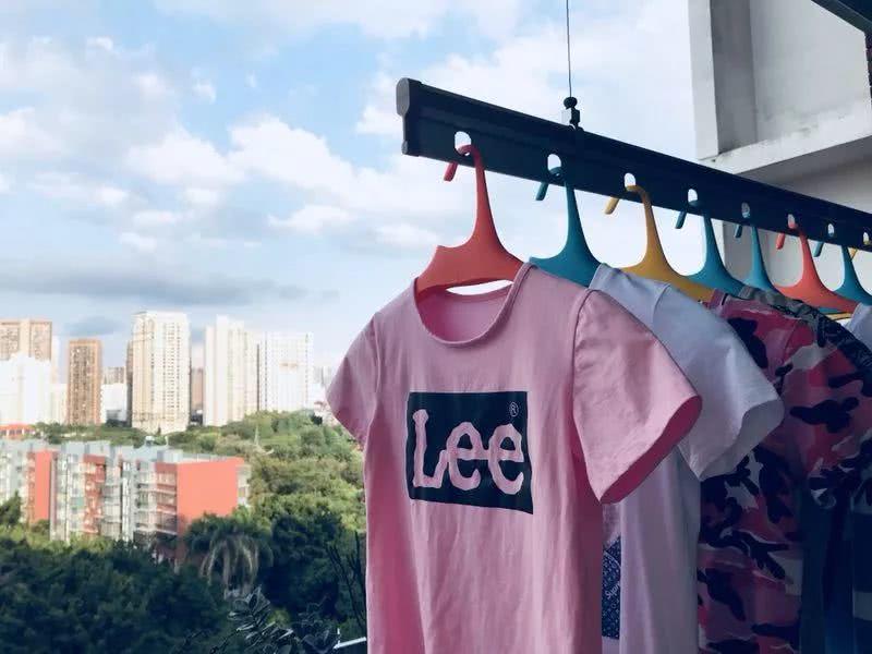 衣柜内伸缩挂衣架神器,衣柜里竖式挂衣架