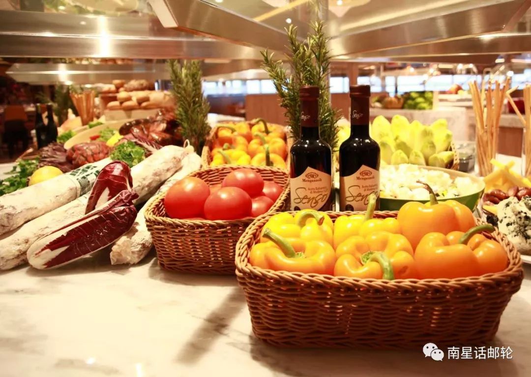 全球顶级豪华游轮图片大全,国际豪华邮轮首次下水视频