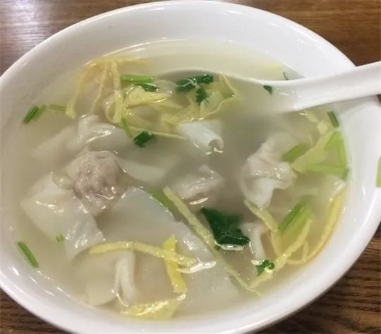 大连正宗虾仁三鲜馅馄饨,皮薄馅厚的馄饨大家都无法拒绝吧