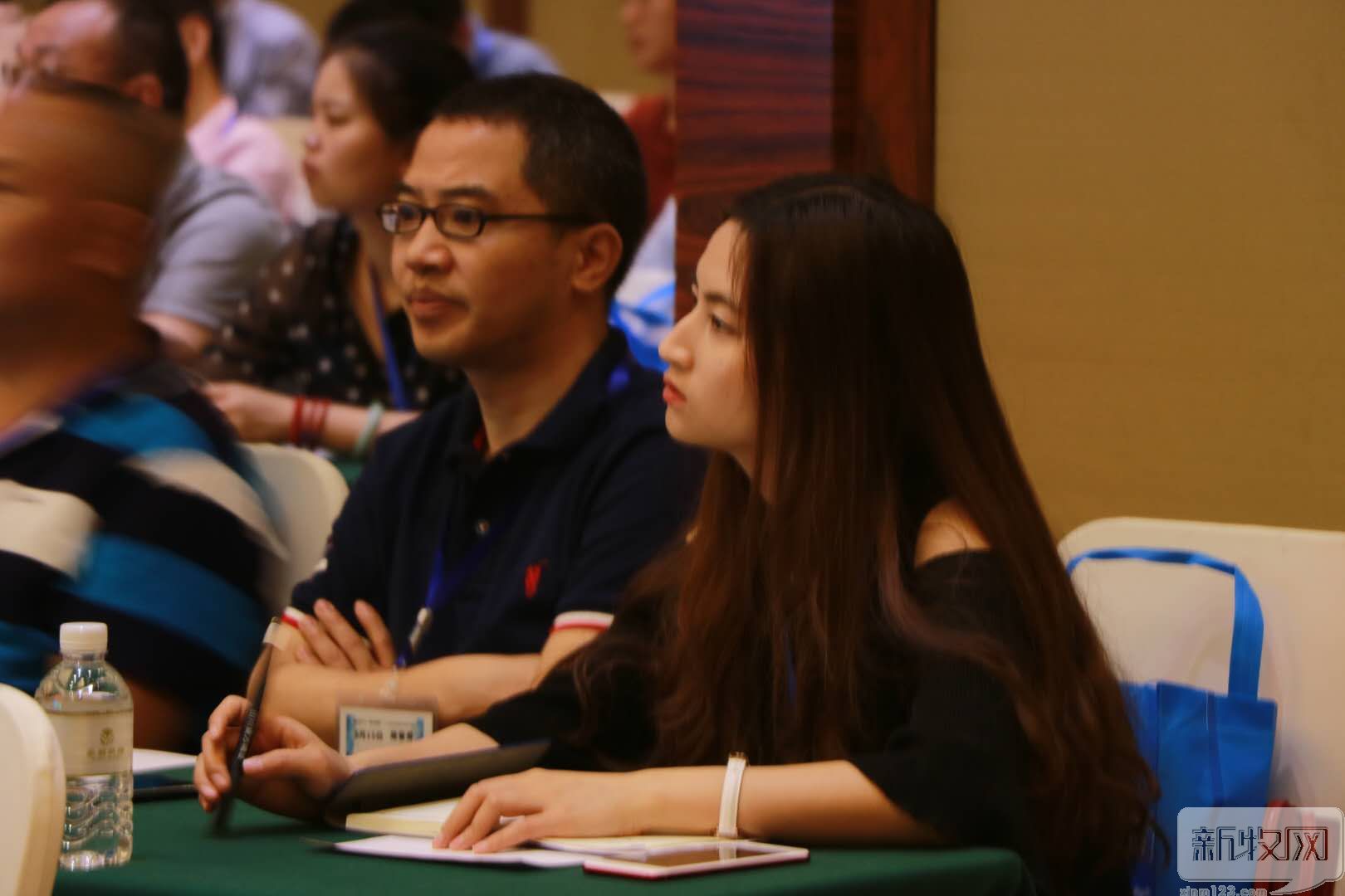 洪平：猪价低就该给猪吃便宜的饲料？