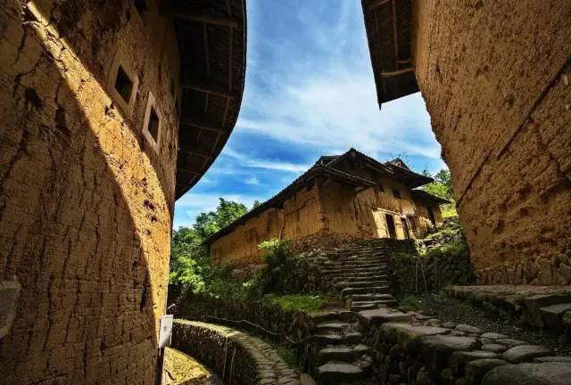 福建土楼为什么令人叹为观止,福建土楼最吸引人的地方