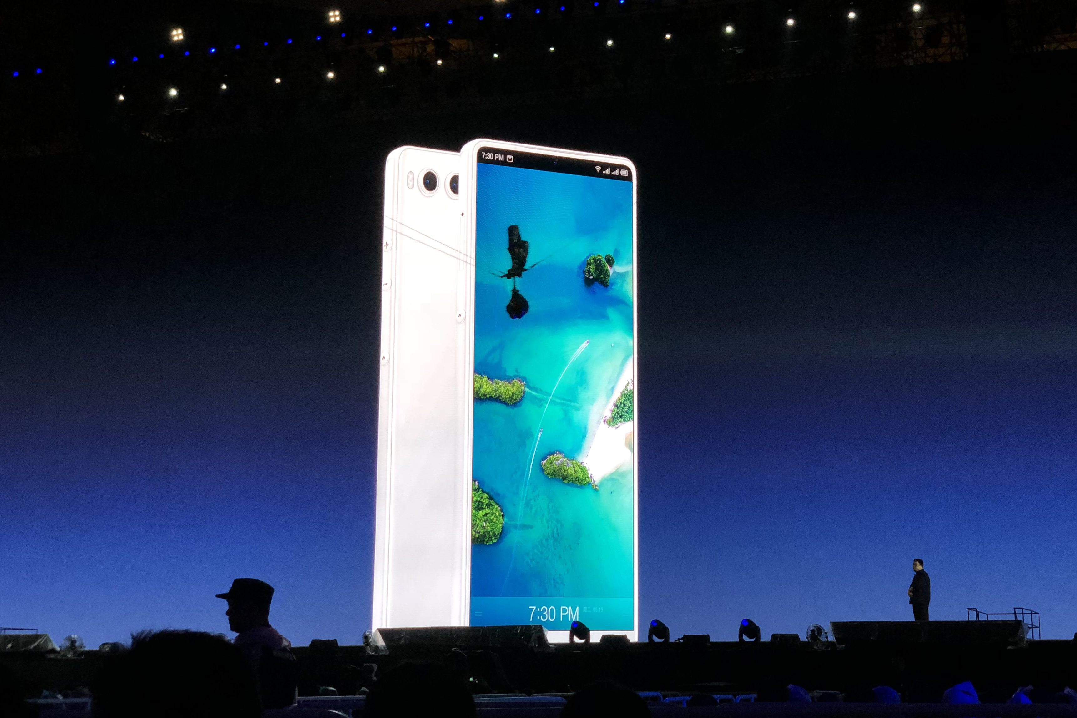 罗永浩透露坚果r1不卡,坚果r1罗永浩完整视频