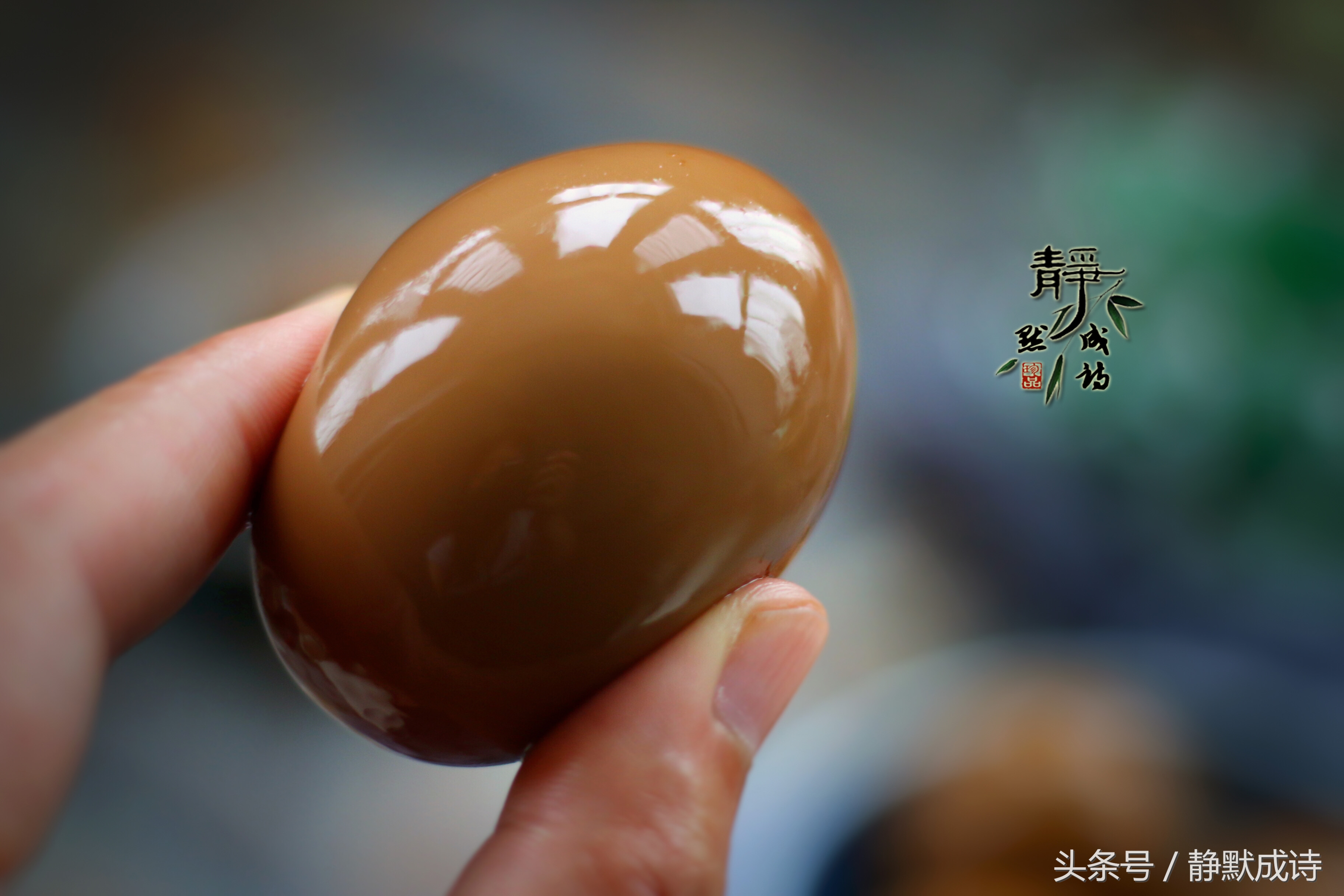 乡巴佬卤猪头肉的制作方法和配方,乡巴佬卤鹌鹑蛋的家常做法