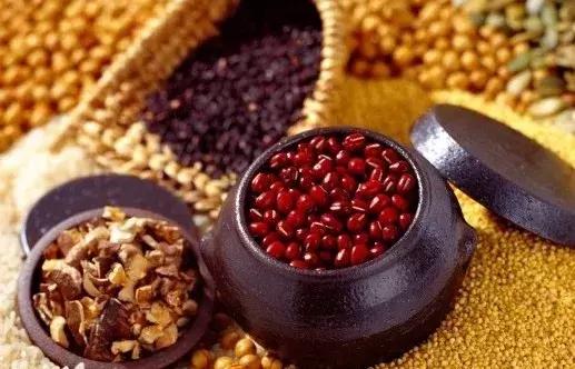 国际商贸城和荷花池,荷花池和国际商贸城哪里便宜