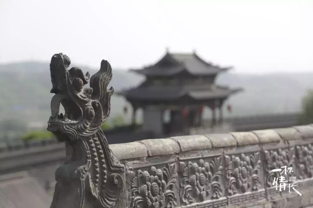 宕囧畞鍙ゅ牎澶滄櫙,宕囧畞鍙ゅ牎