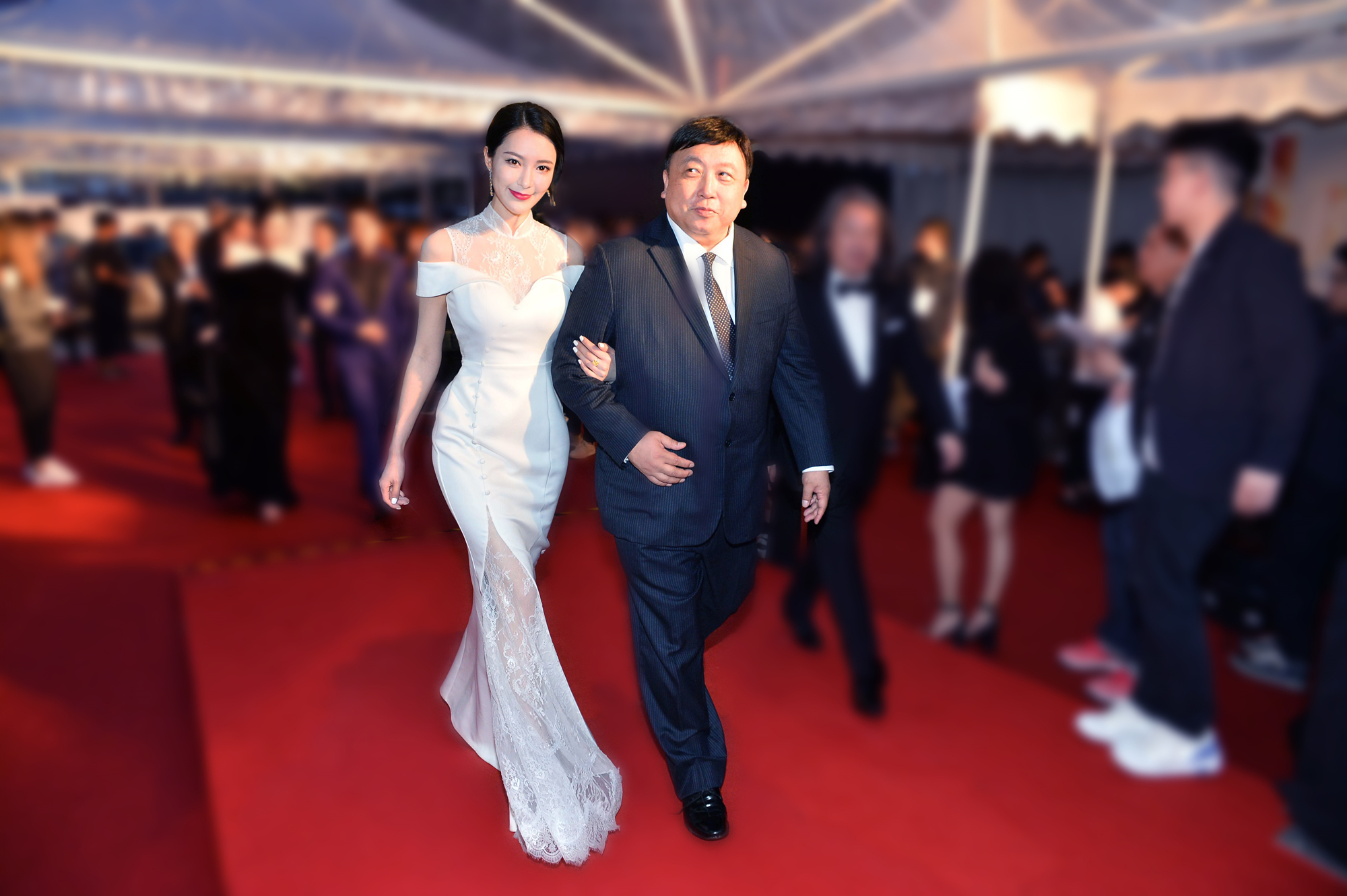 男人看了很心动,男人看了就会心动的衣服